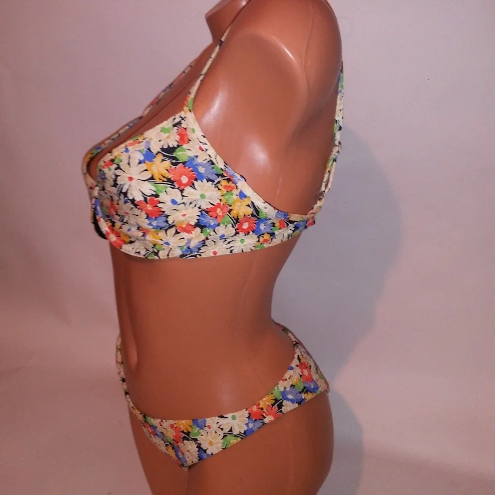 Something Navy Swim Bikini Large Top Medium Bottom Colorful Floral Underwire